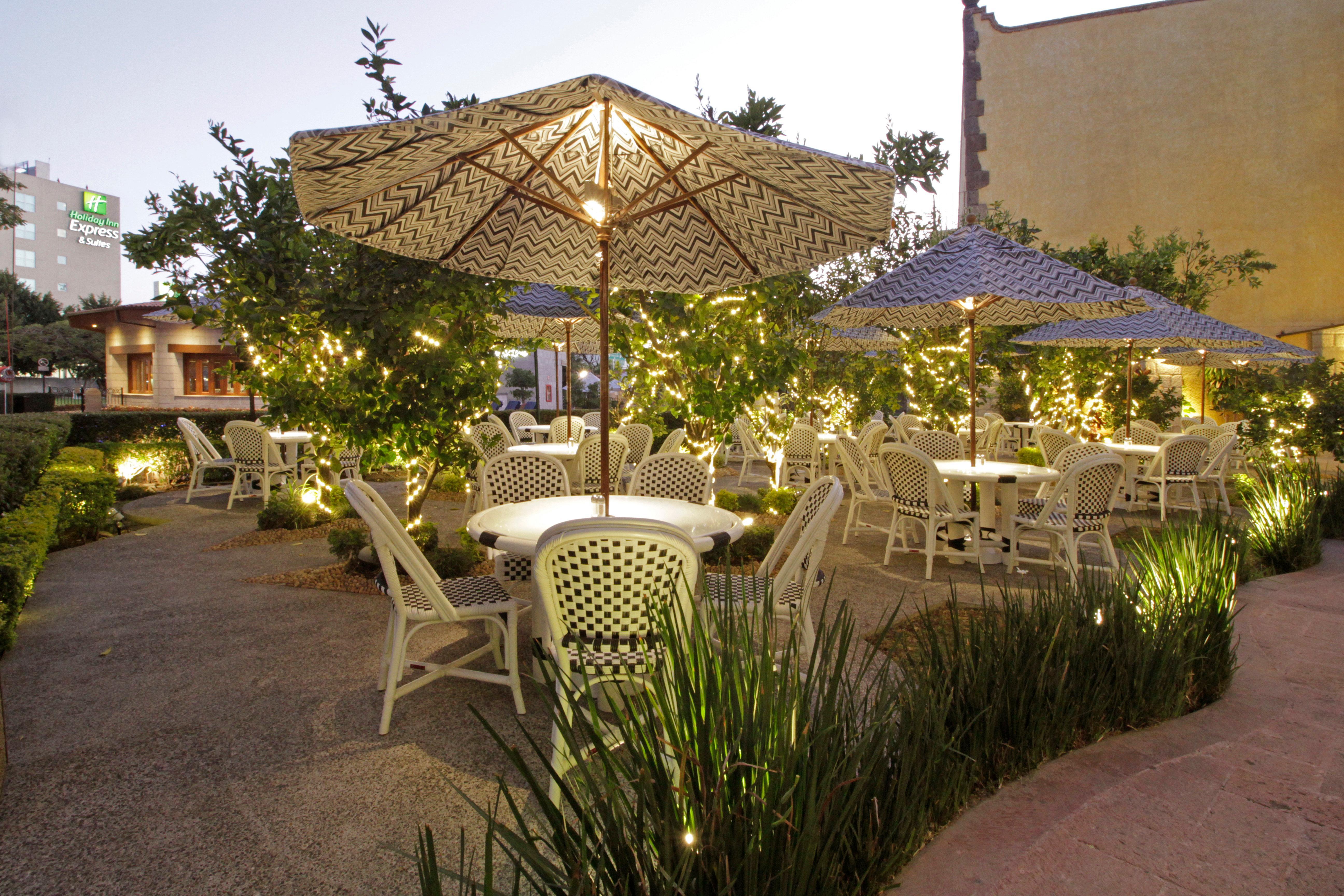Holiday Inn Express & Suites Queretaro By Ihg Exteriör bild