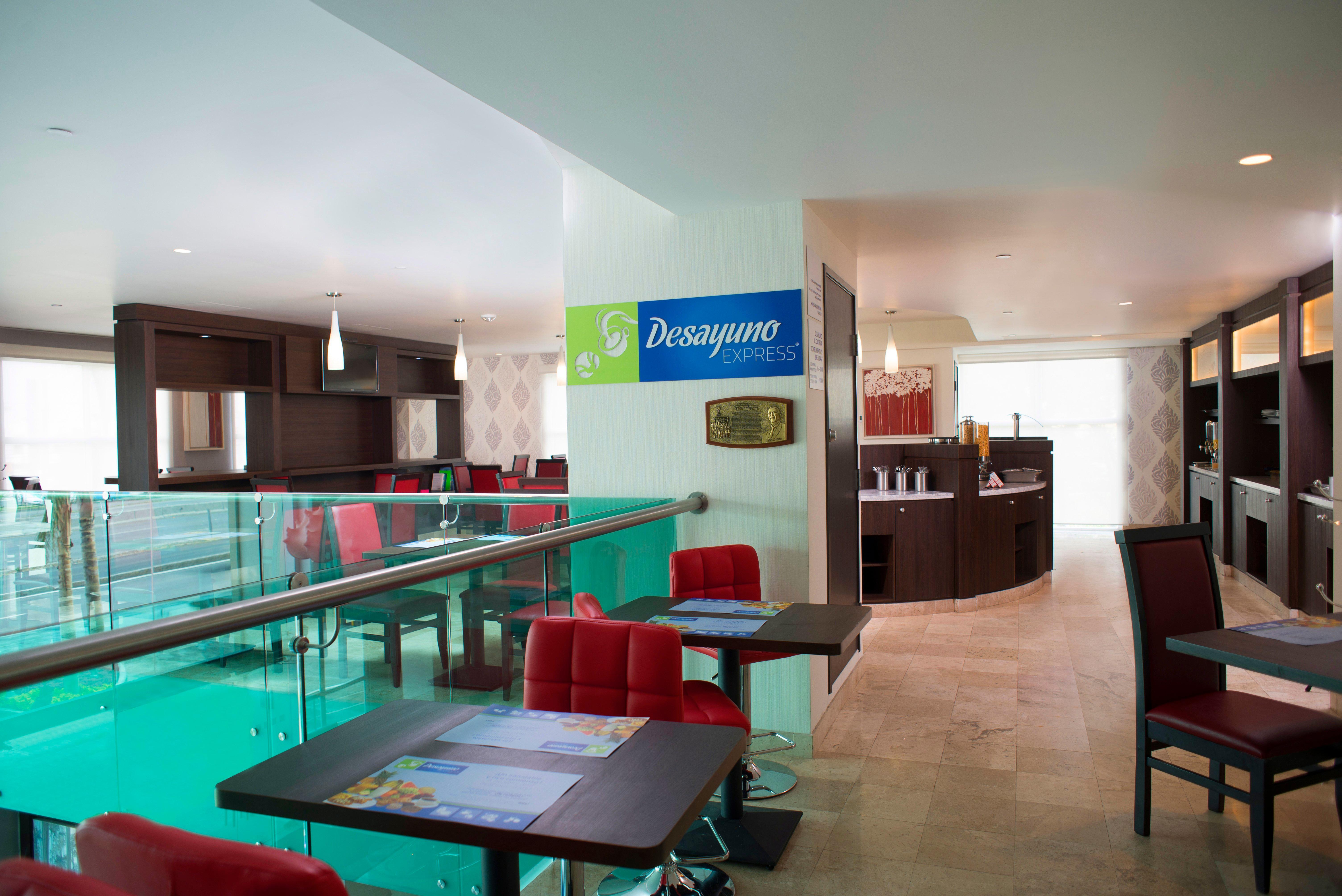 Holiday Inn Express & Suites Queretaro By Ihg Exteriör bild